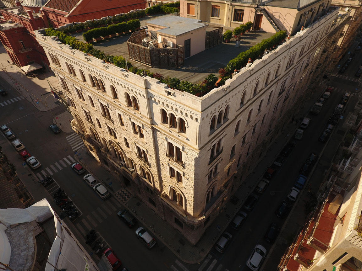 Palazzo dell'Acquedotto Pugliese di Bari