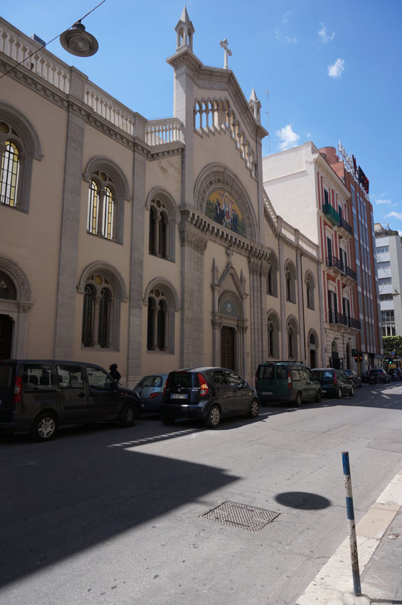Ex chiesa Santa Scolastica - Parrocchia del Sacro Cuore - via Cardassi