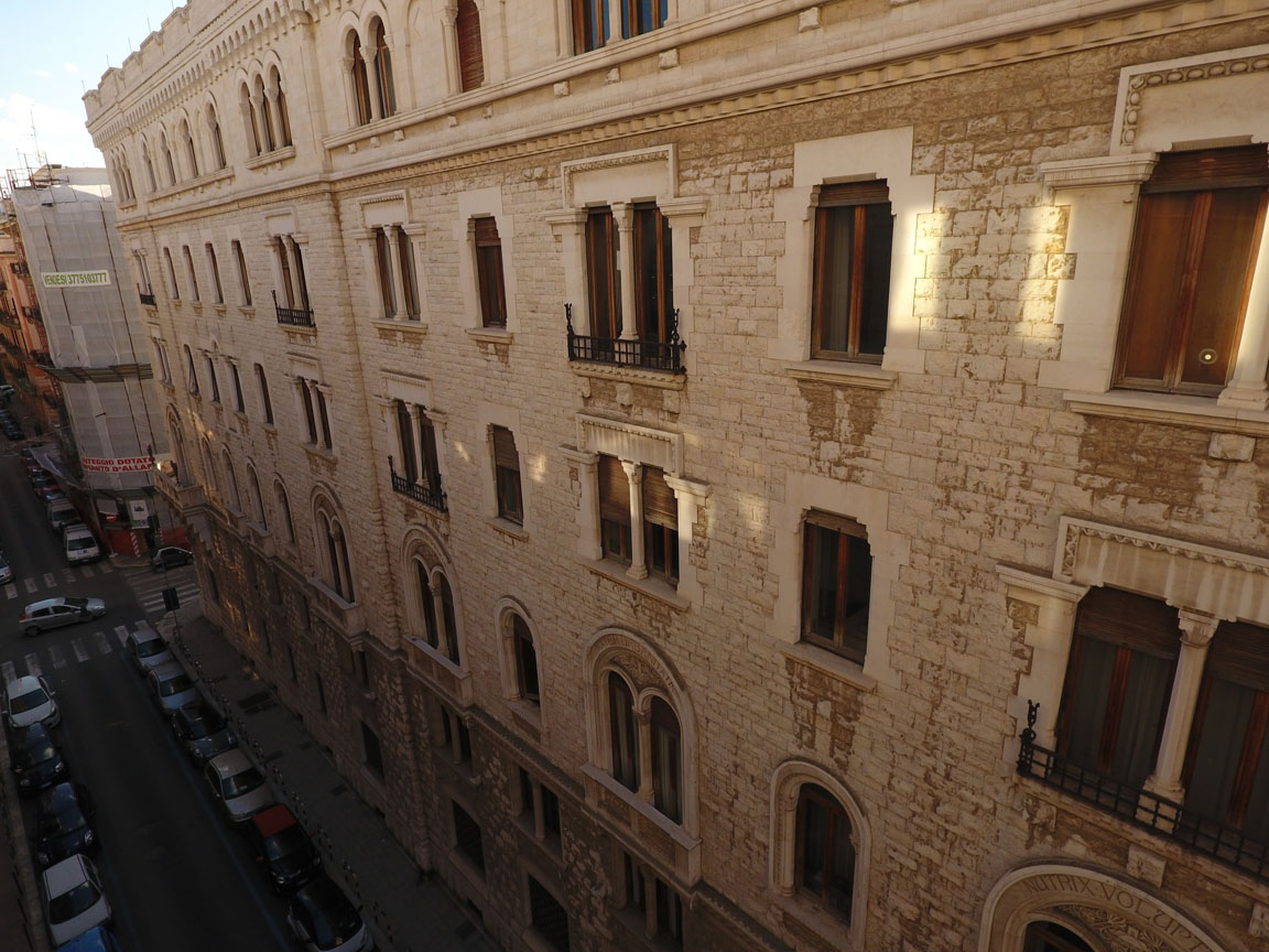 Palazzo dell'Acquedotto Pugliese di Bari