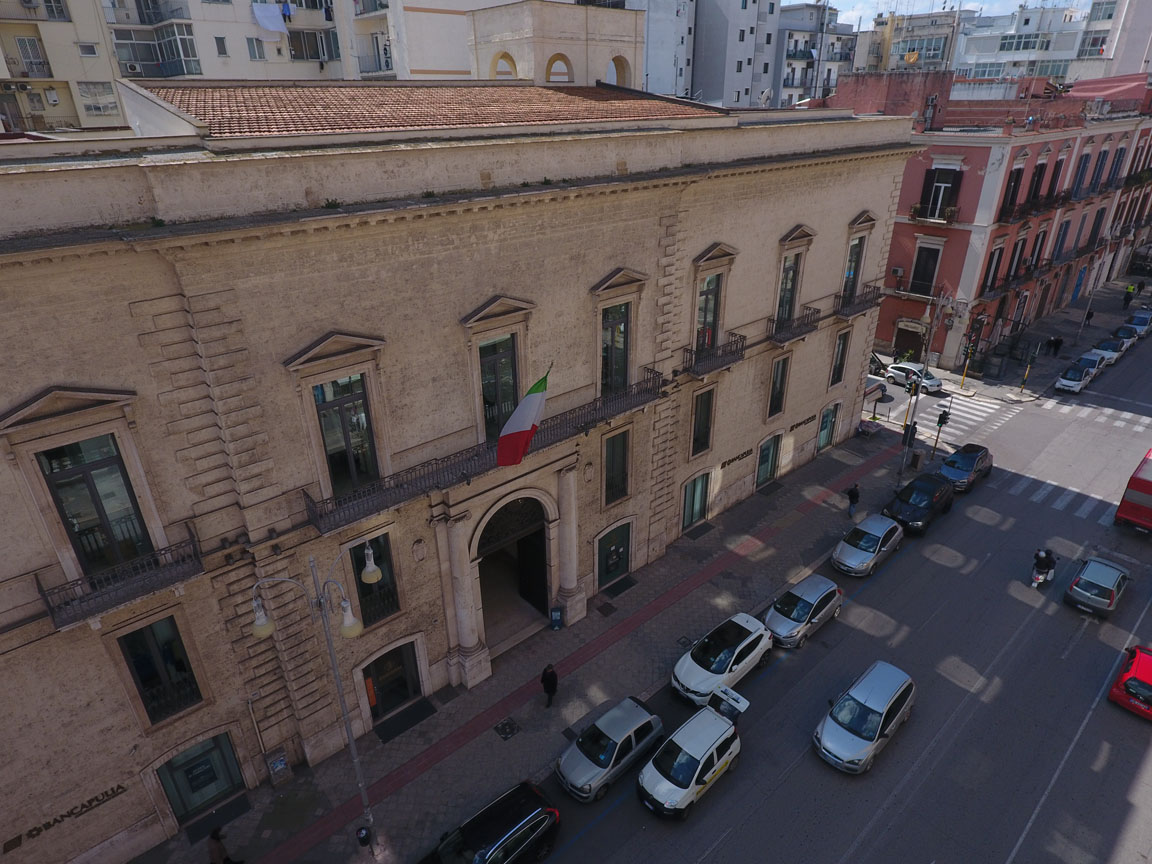 Corso Vittorio Emanuele e i suoi palazzi