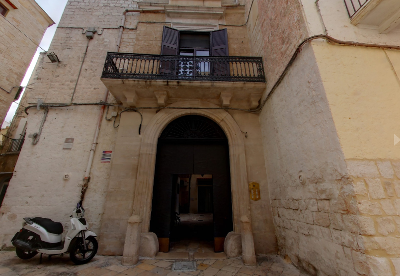 Palazzo in Strada Tresca