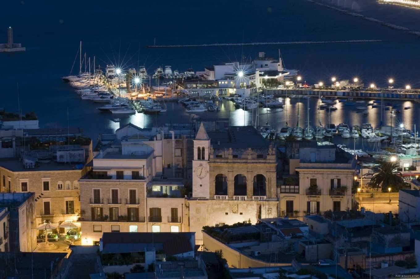 Palazzo del Sedile - Torre del Reloj