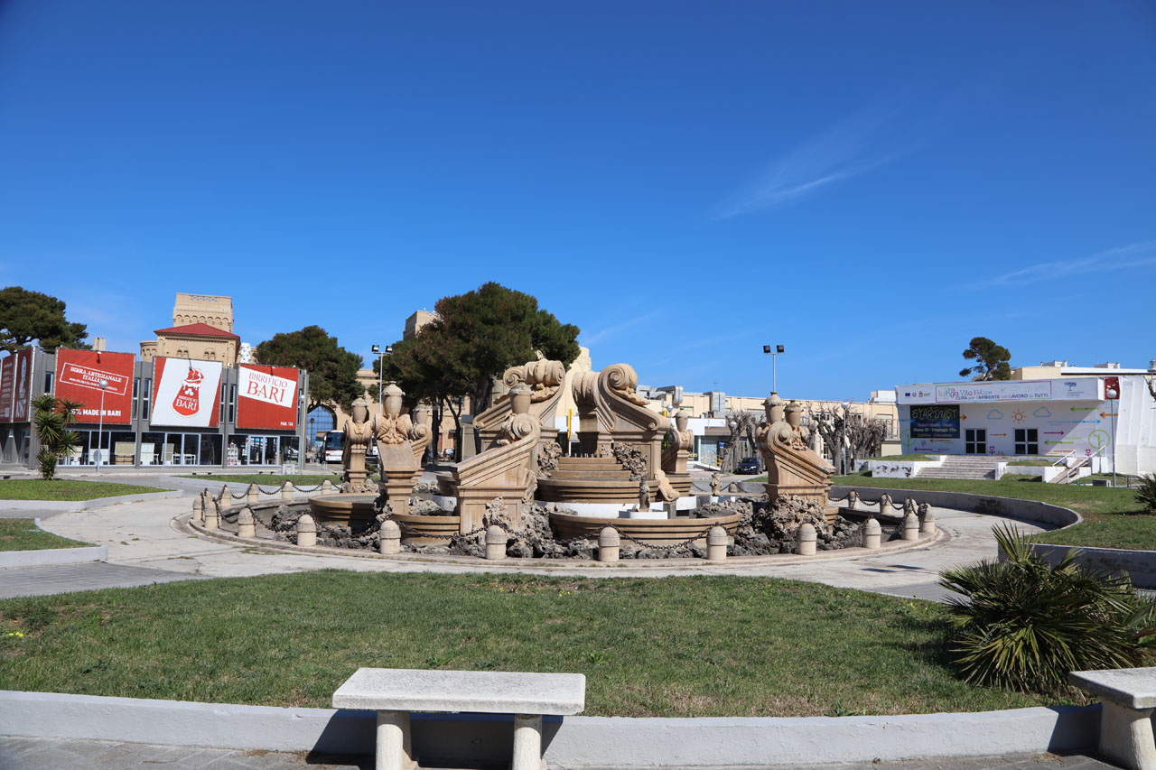 Fiera del Levante - Fontana monumentale