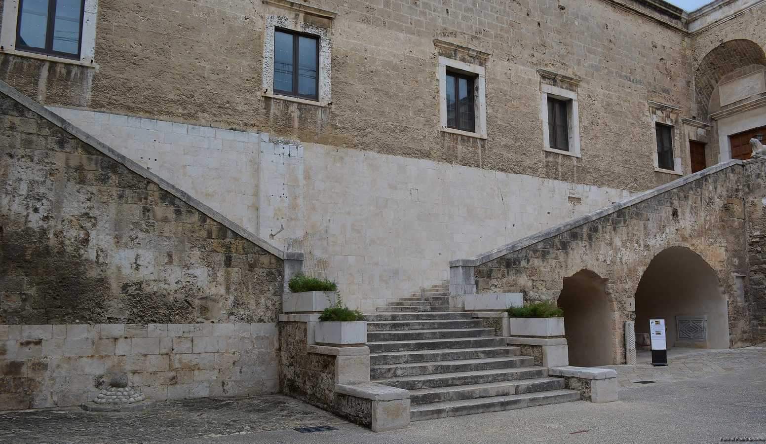 Castello Normanno-Svevo e giardini Isabella d'Aragona