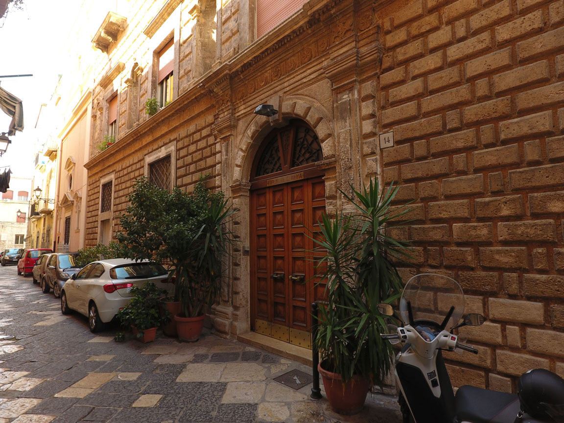 Palazzo Diana - Istituto 