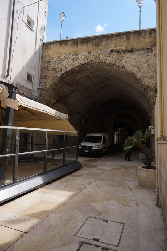 Arco Sant’Antonio Abate (U’Arche de Sand’Andene Gnore)