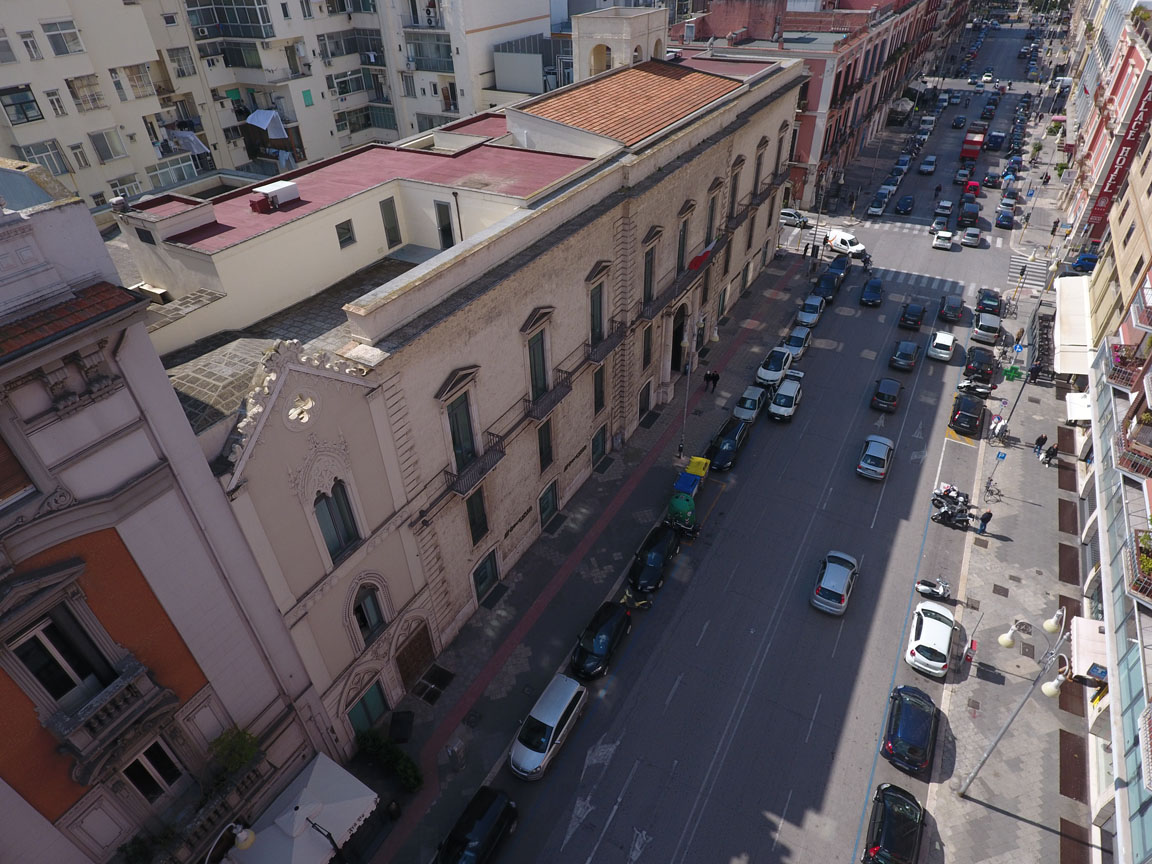 Corso Vittorio Emanuele e i suoi palazzi